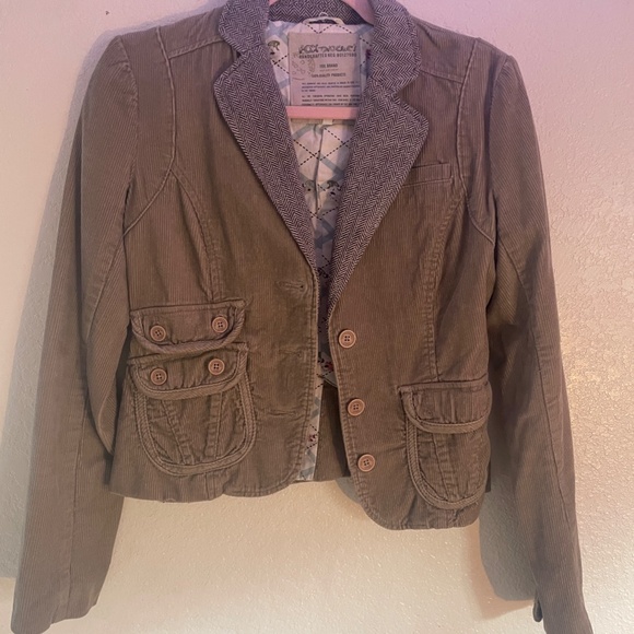 Cutest Corduroy Jacket, FOX - Picture 2 of 10